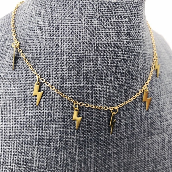 🎉 New Lightning Bolt Gold Plated Choker Necklace - Picture 8 of 10